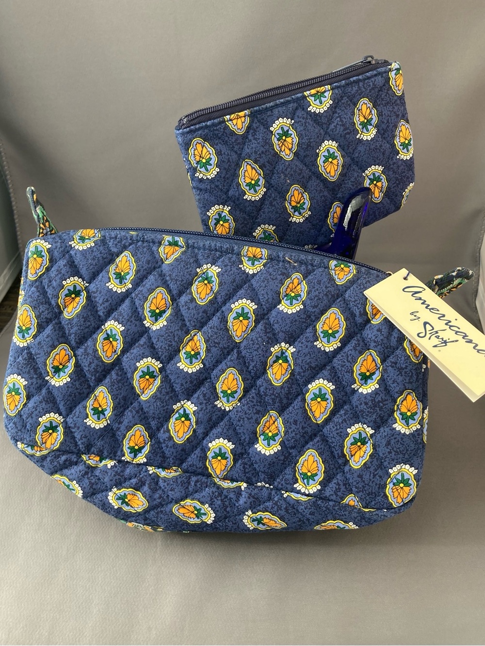 Cosmetic travel case Americana by Sharif